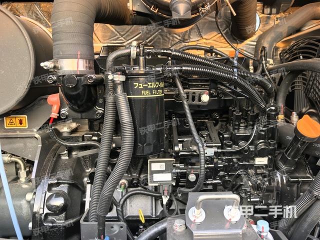 發(fā)動機整體俯視(整機外觀) 發(fā)動機整體俯視(整機外觀)