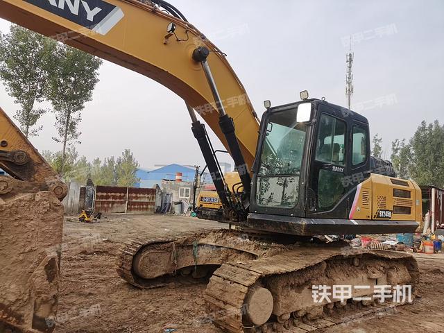 驾驶室整体（整机外观）