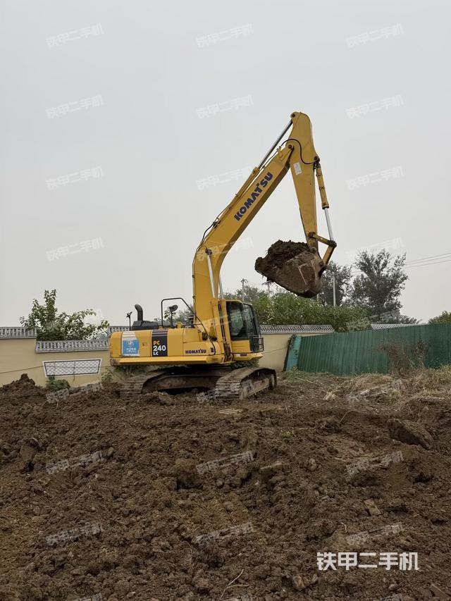 整机右后45°(整机外观) 整机右后45°(整机外观)