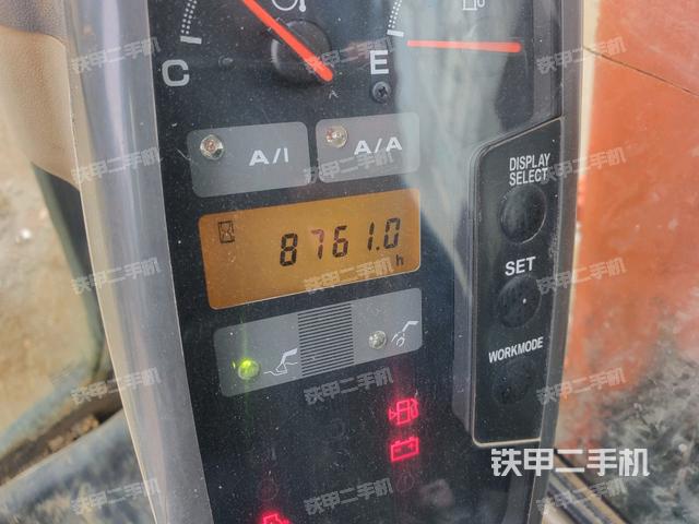 小时表(驾驶室部分) 小时表(驾驶室部分)