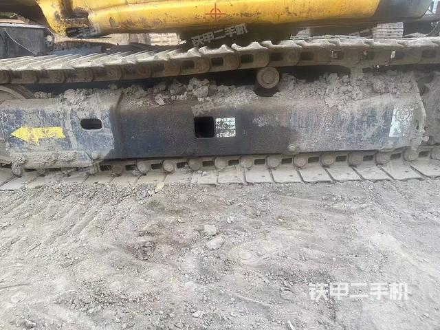 單側履帶整體(整機外觀) 單側履帶整體(整機外觀)