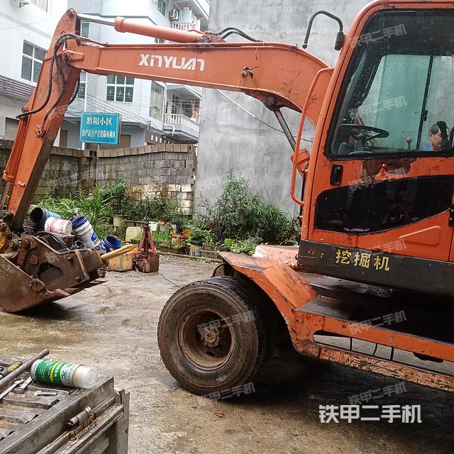 新源XY75W-8T挖掘機(jī)