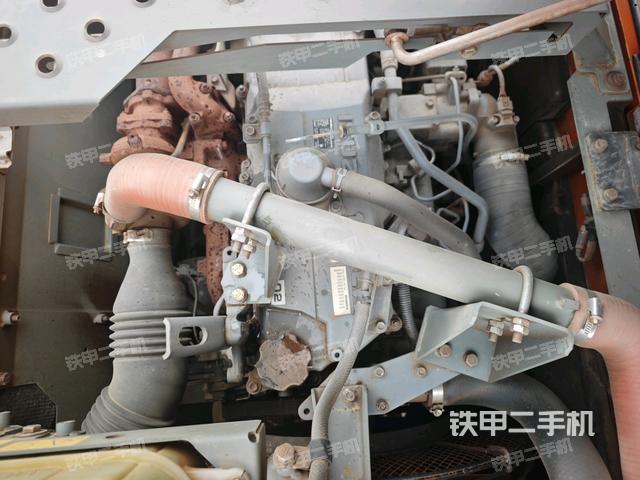 駕駛室頂部俯視(上車部件) 駕駛室頂部俯視(上車部件)