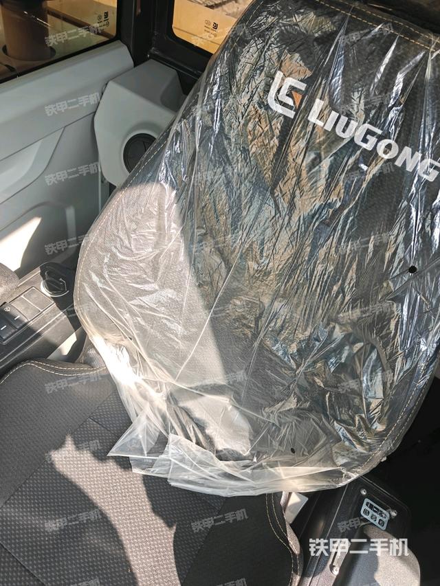 小时表(驾驶室部分) 小时表(驾驶室部分)