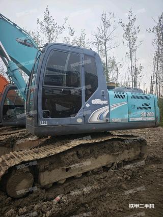 神鋼SK200-8挖掘機