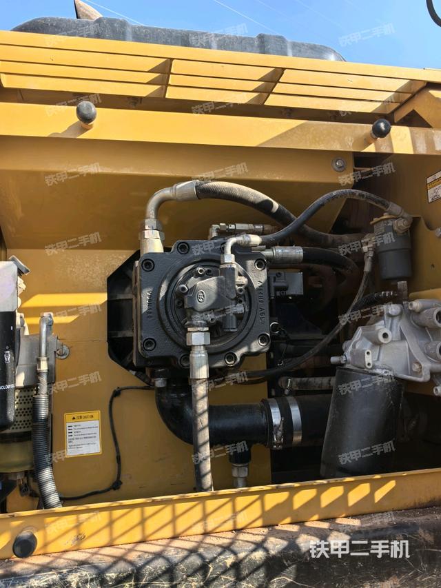 液压泵斜45 左(大件舱室) 液压泵斜45 左(大件舱室)