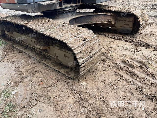 單側(cè)履帶整體（整機(jī)外觀）