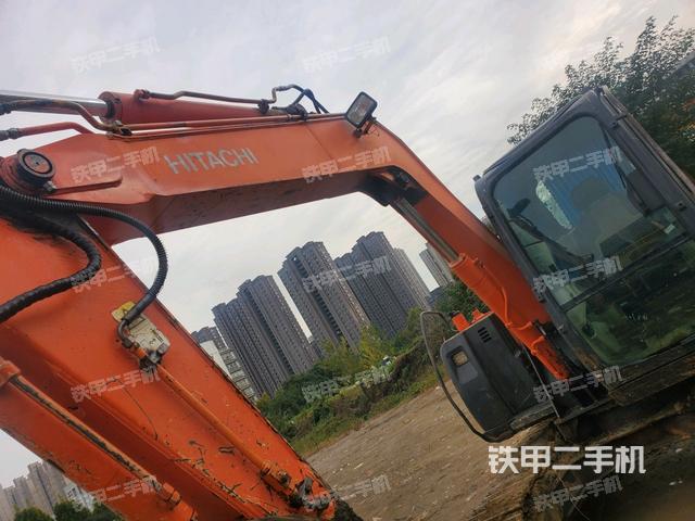 大臂整体 右侧(工作和回转装置) 大臂整体 右侧(工作和回转装置)