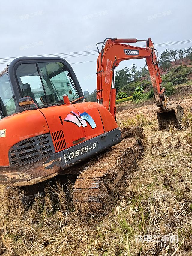 整機(jī)右后45°（整機(jī)外觀）