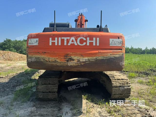 整机右后45°(整机外观) 整机右后45°(整机外观)