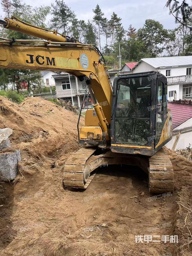 整机右后45°(整机外观) 整机右后45°(整机外观)