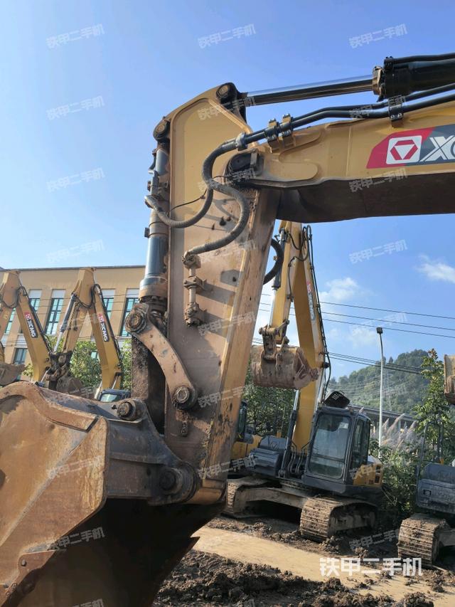 大臂整体 右侧（工作和回转装置）