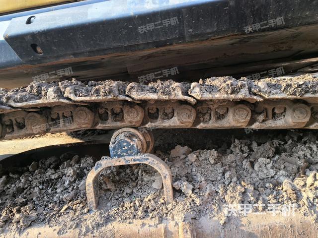 左侧履带整体 （行走机构）