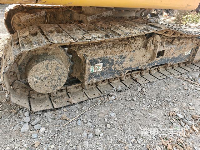 右导向轮(行走机构) 右导向轮(行走机构)