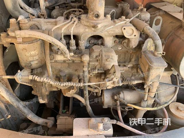 發(fā)動機整體俯視(整機外觀) 發(fā)動機整體俯視(整機外觀)