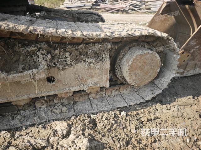 右側(cè)行走馬達(dá)蓋板(行走機(jī)構(gòu)) 右側(cè)行走馬達(dá)蓋板(行走機(jī)構(gòu))