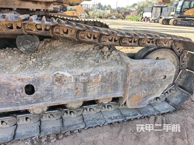 左托链轮和链筋(行走机构) 左托链轮和链筋(行走机构)