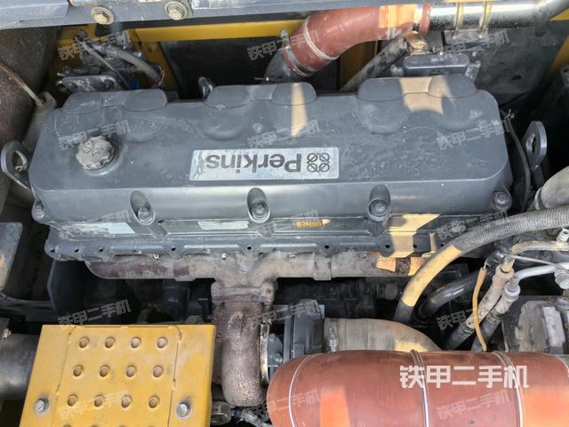 气门室盖螺丝特写（上车部件）