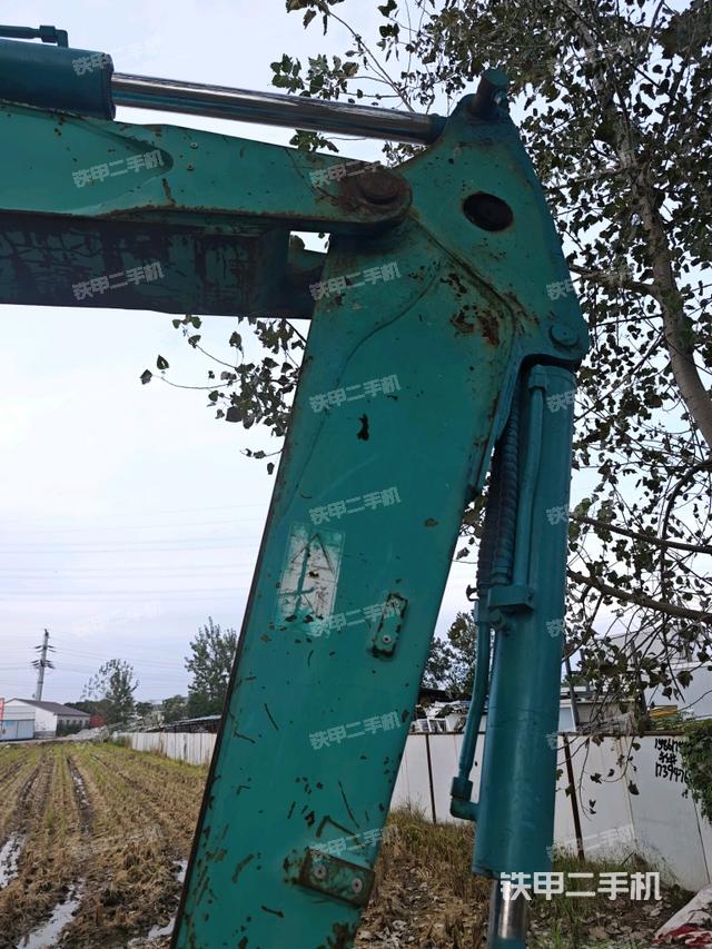 大臂整體?右側(cè)(工作和回轉(zhuǎn)裝置) 大臂整體?右側(cè)(工作和回轉(zhuǎn)裝置)