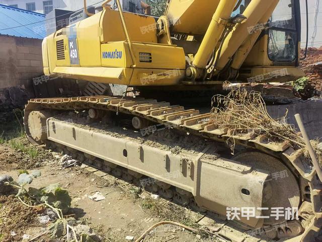 驾驶室顶部(整机外观) 驾驶室顶部(整机外观)