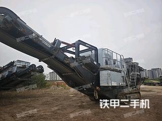 國產(chǎn)移動破700*1000顎式破移動破碎站