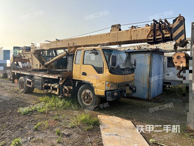 整机左侧(设备外观及核心部件) 整机左侧(设备外观及核心部件)