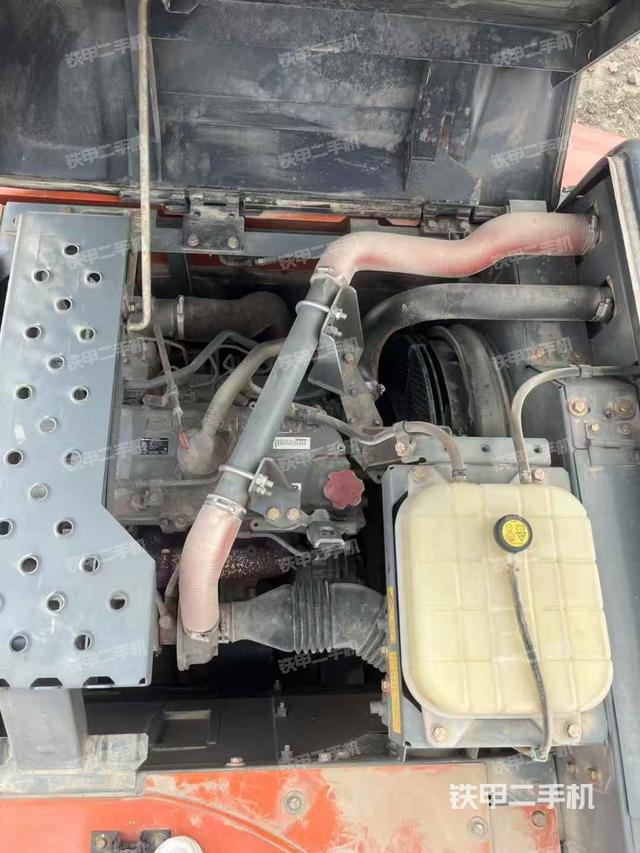 发动机整体俯视（整机外观）