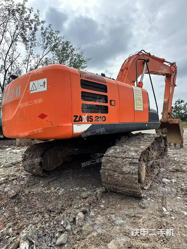 整机右后45°(整机外观) 整机右后45°(整机外观)