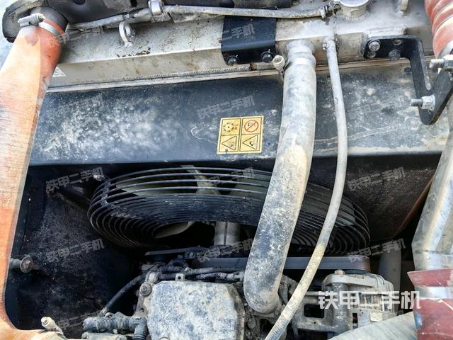 水箱+風(fēng)扇特寫(xiě)(上車(chē)部件) 水箱+風(fēng)扇特寫(xiě)(上車(chē)部件)