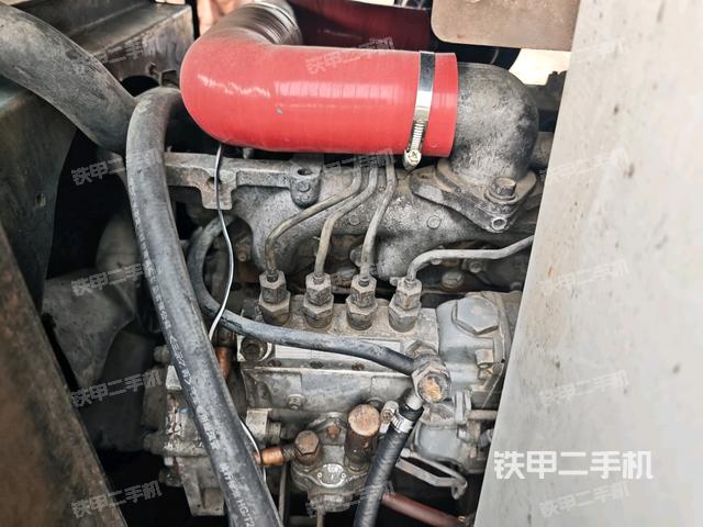 增壓器特寫(xiě)(上車(chē)部件) 增壓器特寫(xiě)(上車(chē)部件)