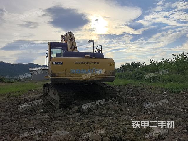 整機右后45°(整機外觀) 整機右后45°(整機外觀)