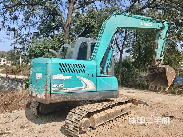 右后45(整機外觀) 右后45(整機外觀)