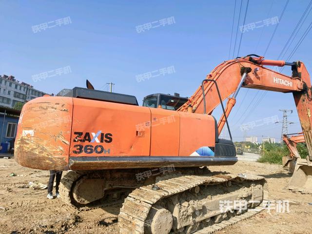 右后45(整機外觀) 右后45(整機外觀)