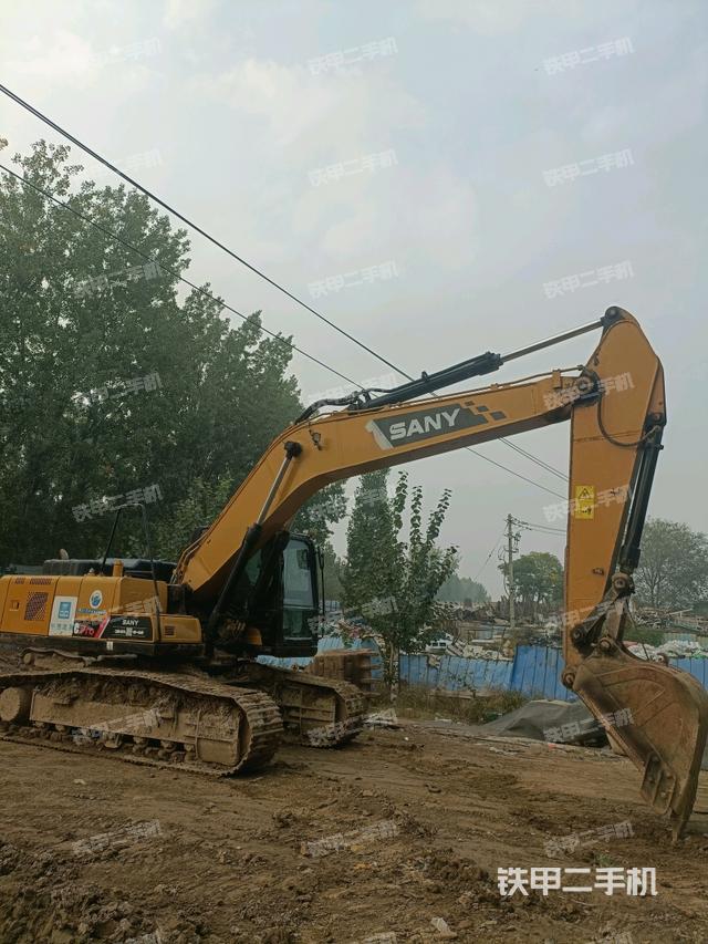 整机右后45°(整机外观) 整机右后45°(整机外观)