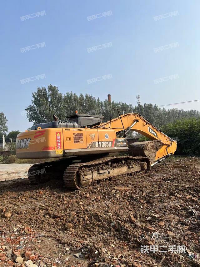 整机右后45°(整机外观) 整机右后45°(整机外观)