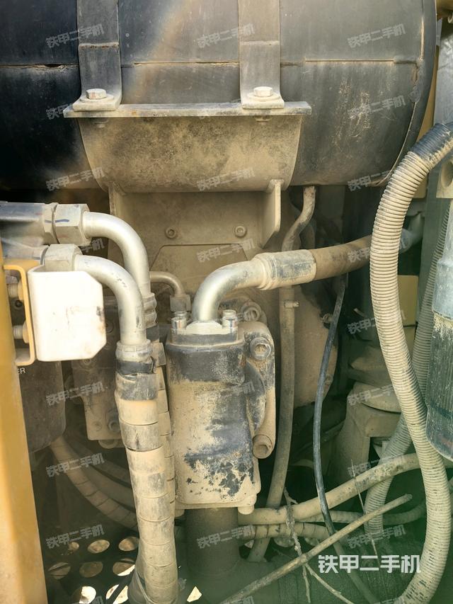 液壓泵室(大件艙室) 液壓泵室(大件艙室)