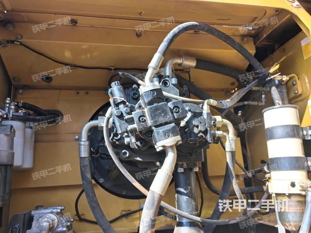 电瓶(大件舱室) 电瓶(大件舱室)