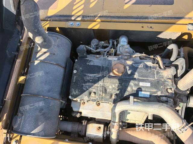 水箱+风扇特写(上车部件) 水箱+风扇特写(上车部件)