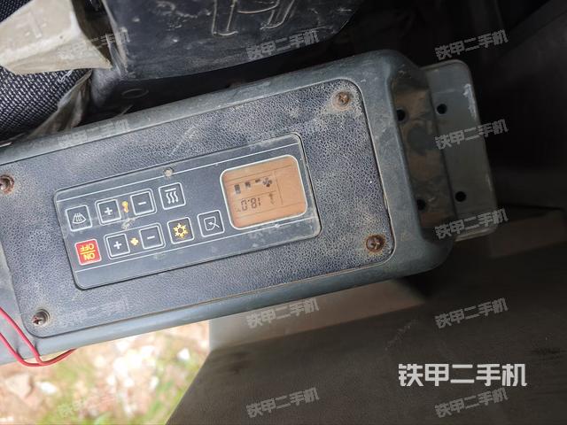 驾驶室整体（整机外观）