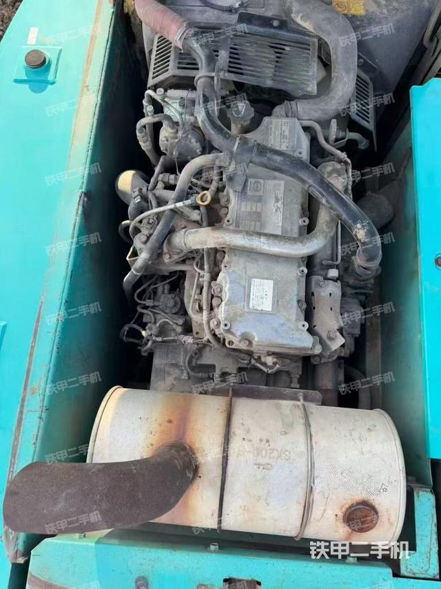 发动机整体俯视（整机外观）