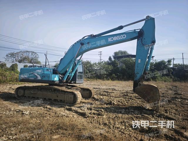 右后45(整機(jī)外觀) 右后45(整機(jī)外觀)