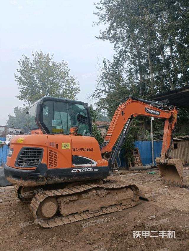 整机右后45°(整机外观) 整机右后45°(整机外观)