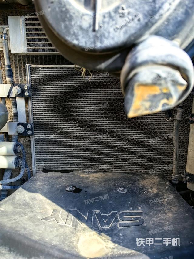 散熱器室(大件艙室) 散熱器室(大件艙室)