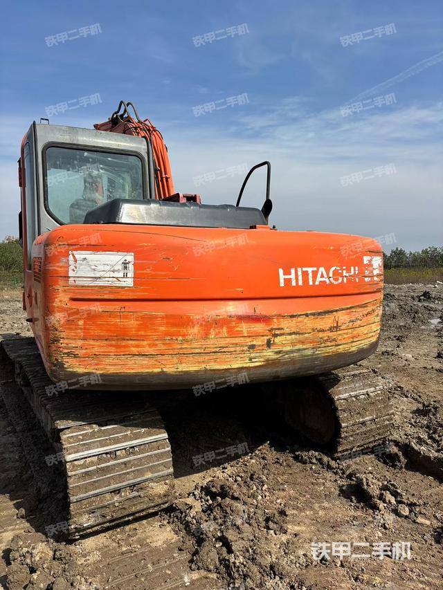 整機(jī)右后45°(整機(jī)外觀) 整機(jī)右后45°(整機(jī)外觀)