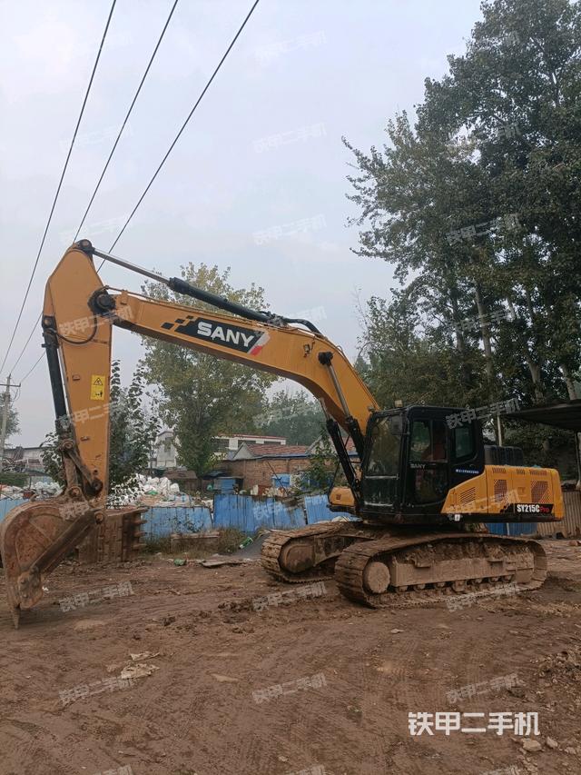 三一重工SY200C挖掘机