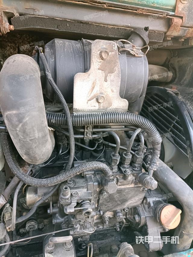 發(fā)動(dòng)機(jī)整體俯視(整機(jī)外觀) 發(fā)動(dòng)機(jī)整體俯視(整機(jī)外觀)