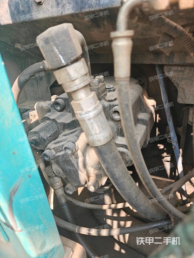 液壓泵室(大件艙室) 液壓泵室(大件艙室)