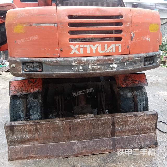 整機(jī)右后45°(整機(jī)外觀) 整機(jī)右后45°(整機(jī)外觀)