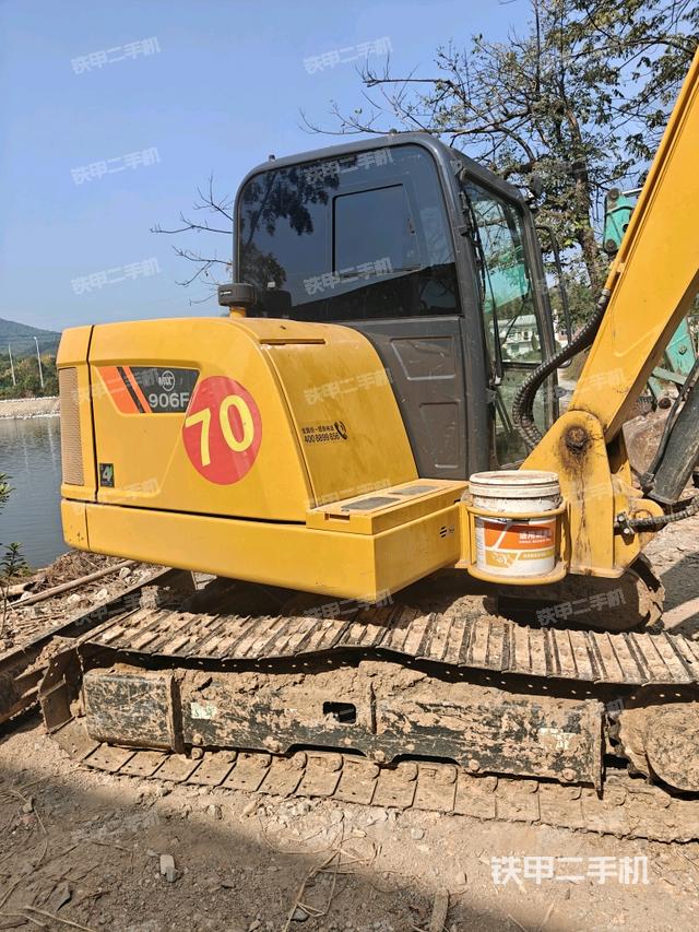 大臂整体 右侧(工作和回转装置) 大臂整体 右侧(工作和回转装置)