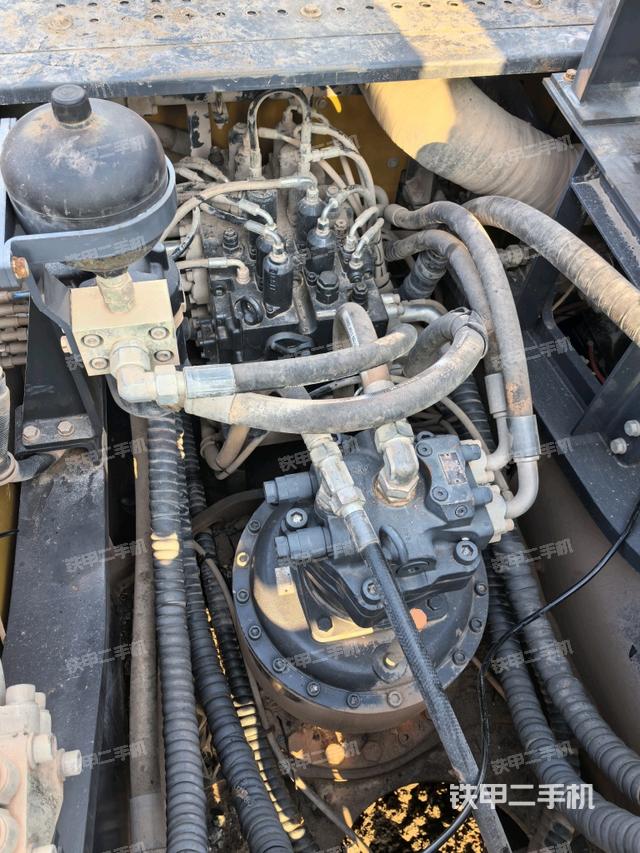 驾驶室顶部俯视（上车部件）